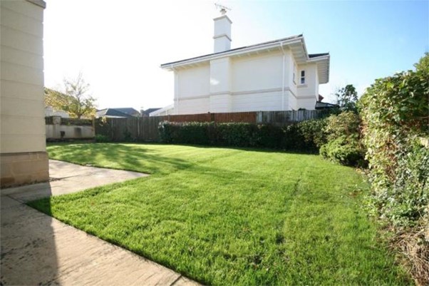 L819593-CHELTENHAM-3