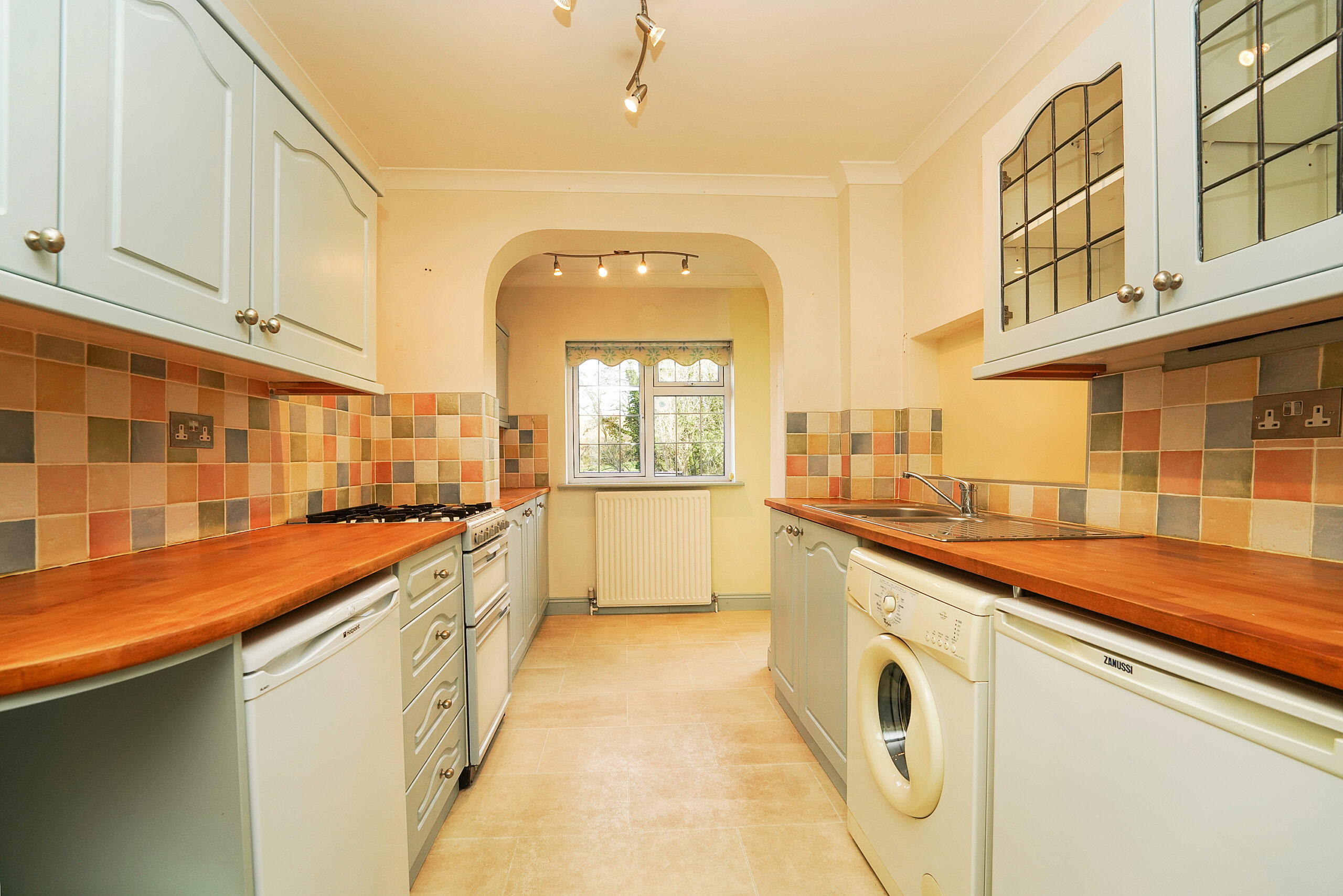 L819650-CHELTENHAM-8