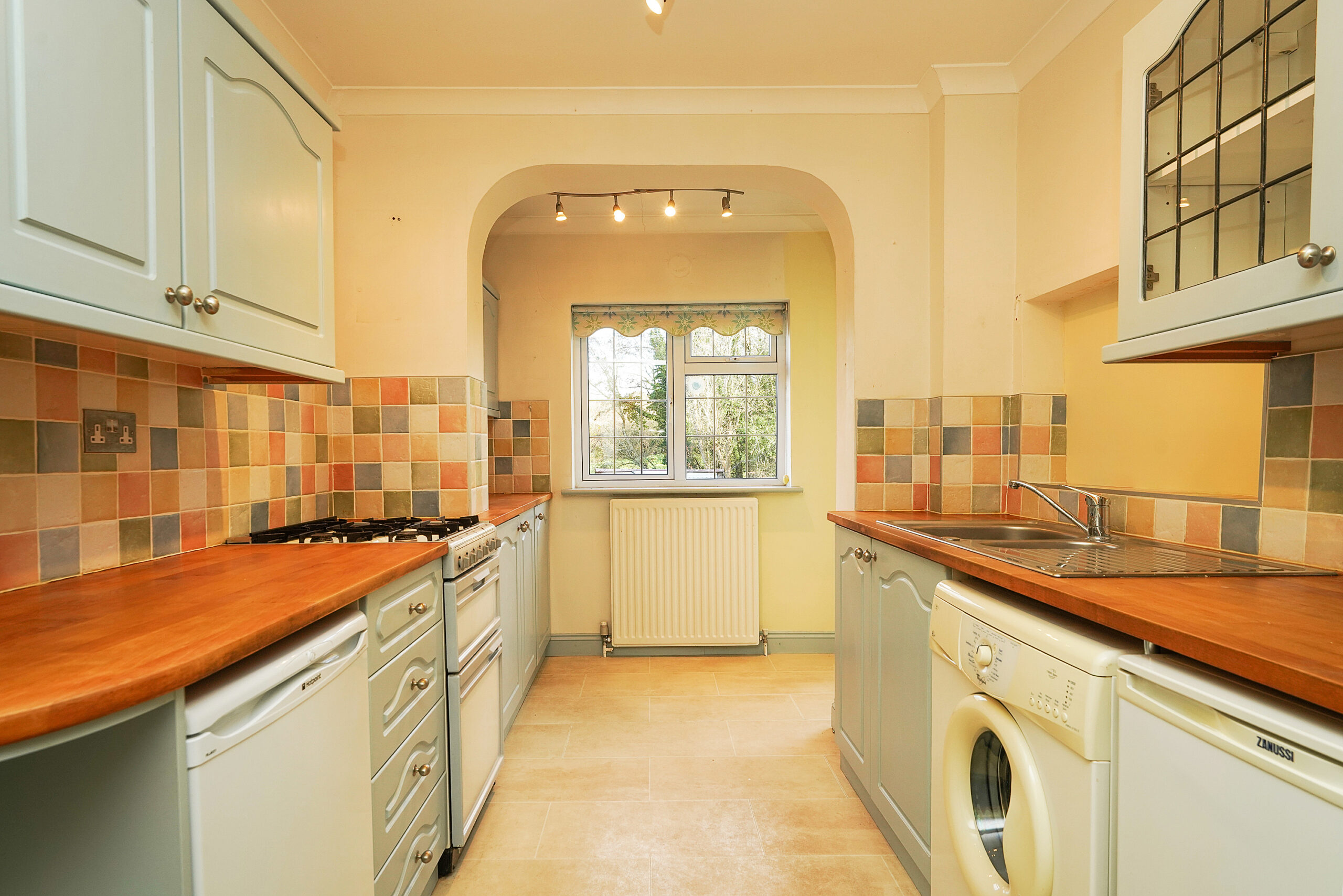 L819650-CHELTENHAM-9