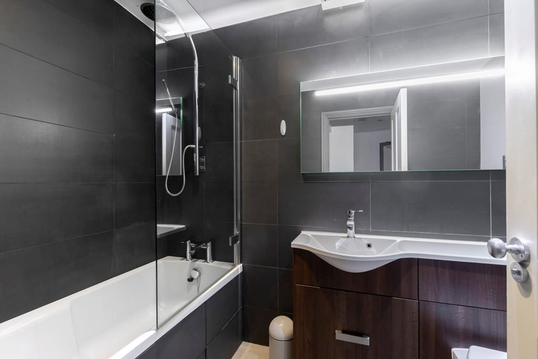 R211694-CHELTENHAM-7