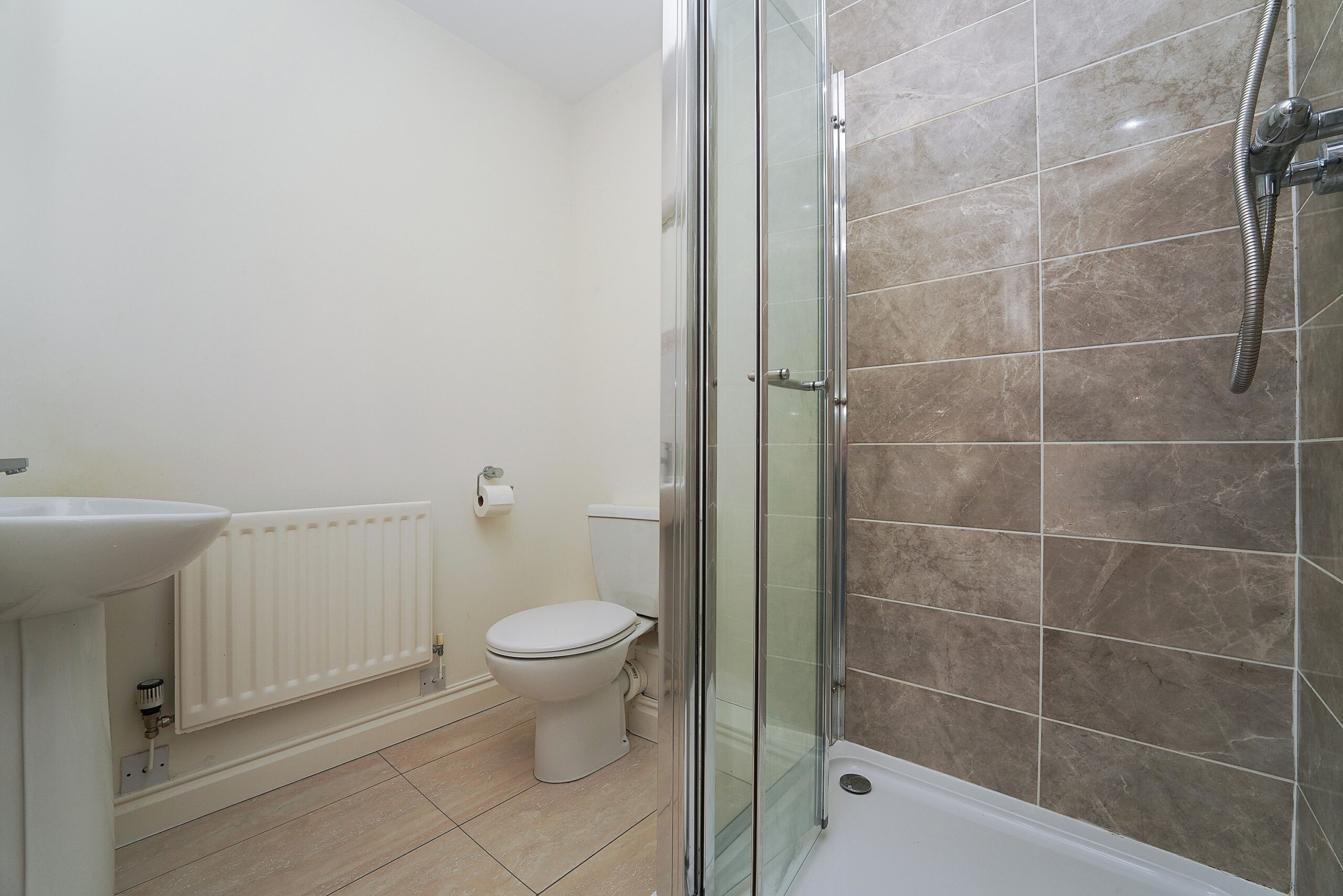 L819593-CHELTENHAM-18