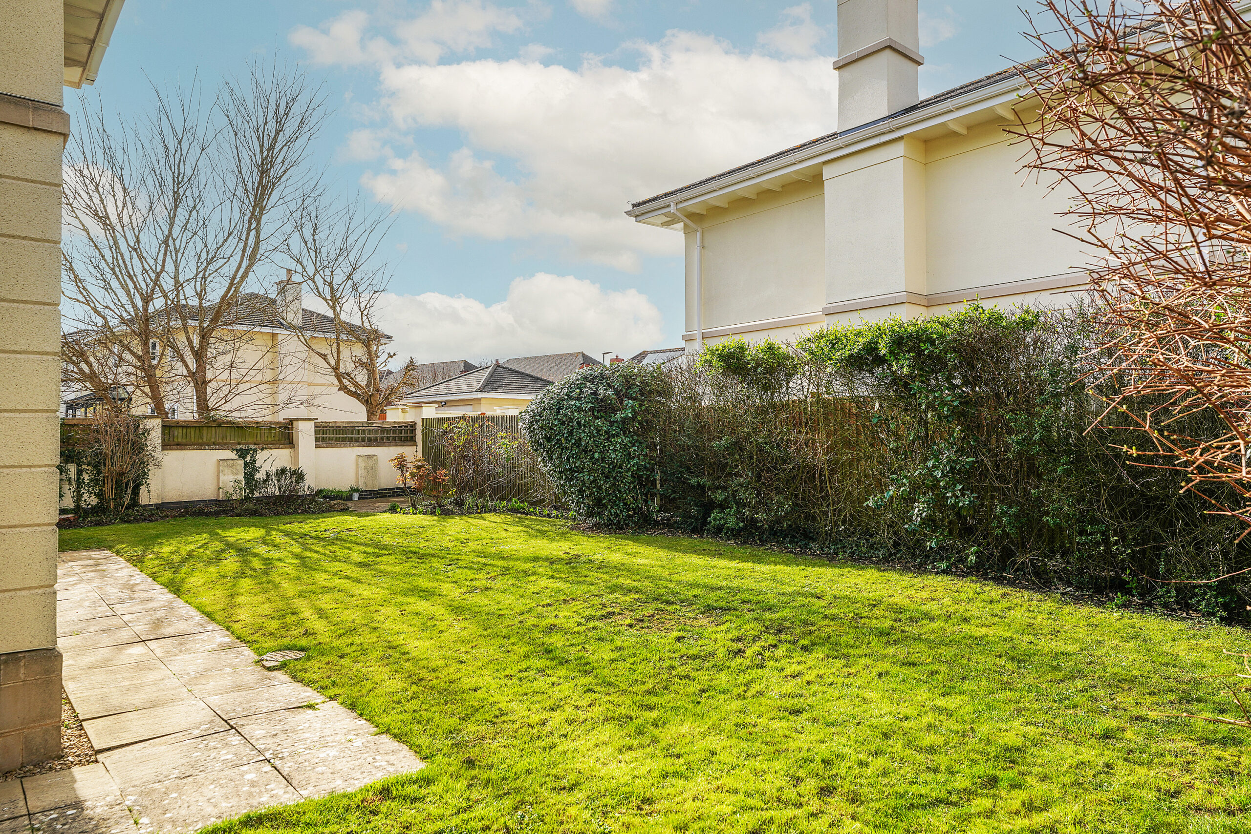 L819593-CHELTENHAM-24