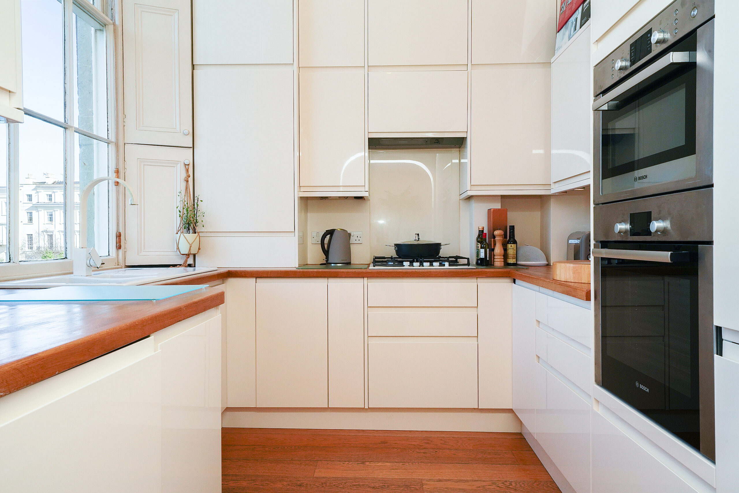 L821593-CHELTENHAM-10