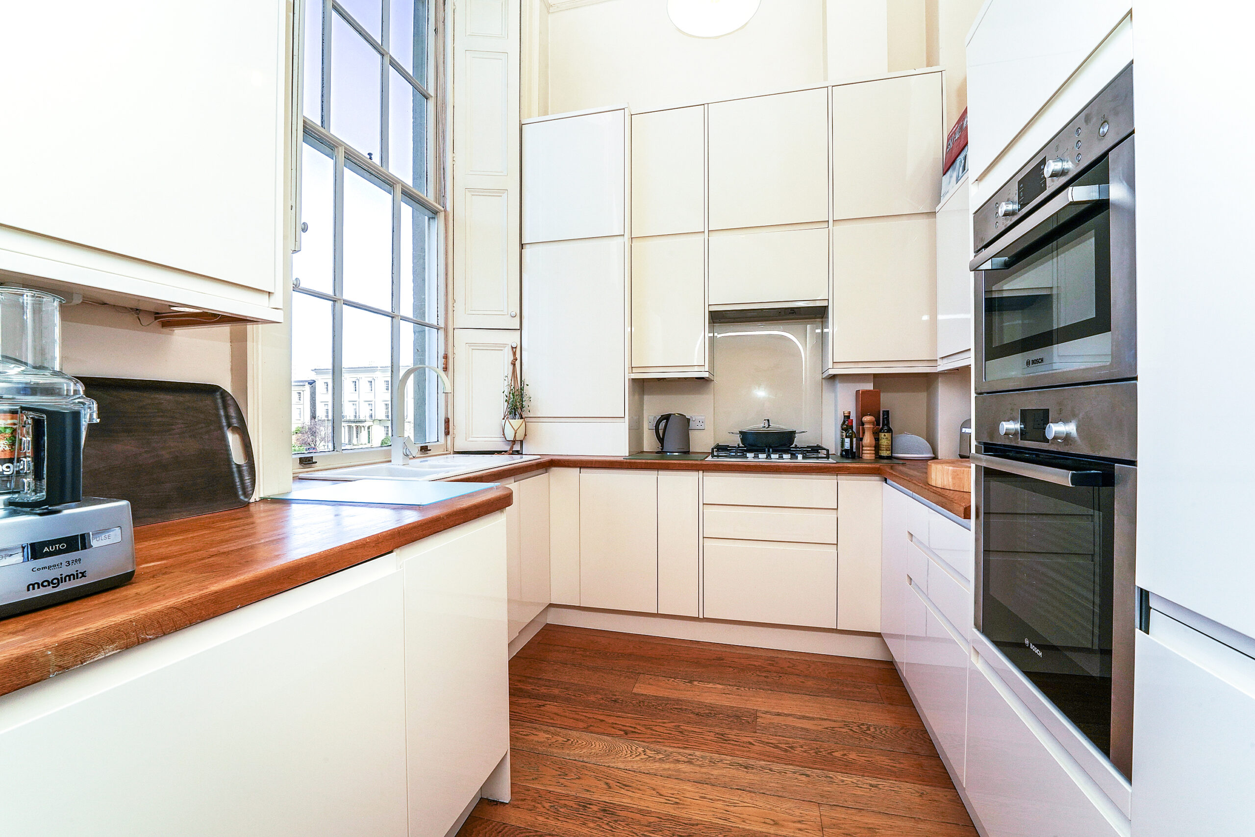 L821593-CHELTENHAM-9