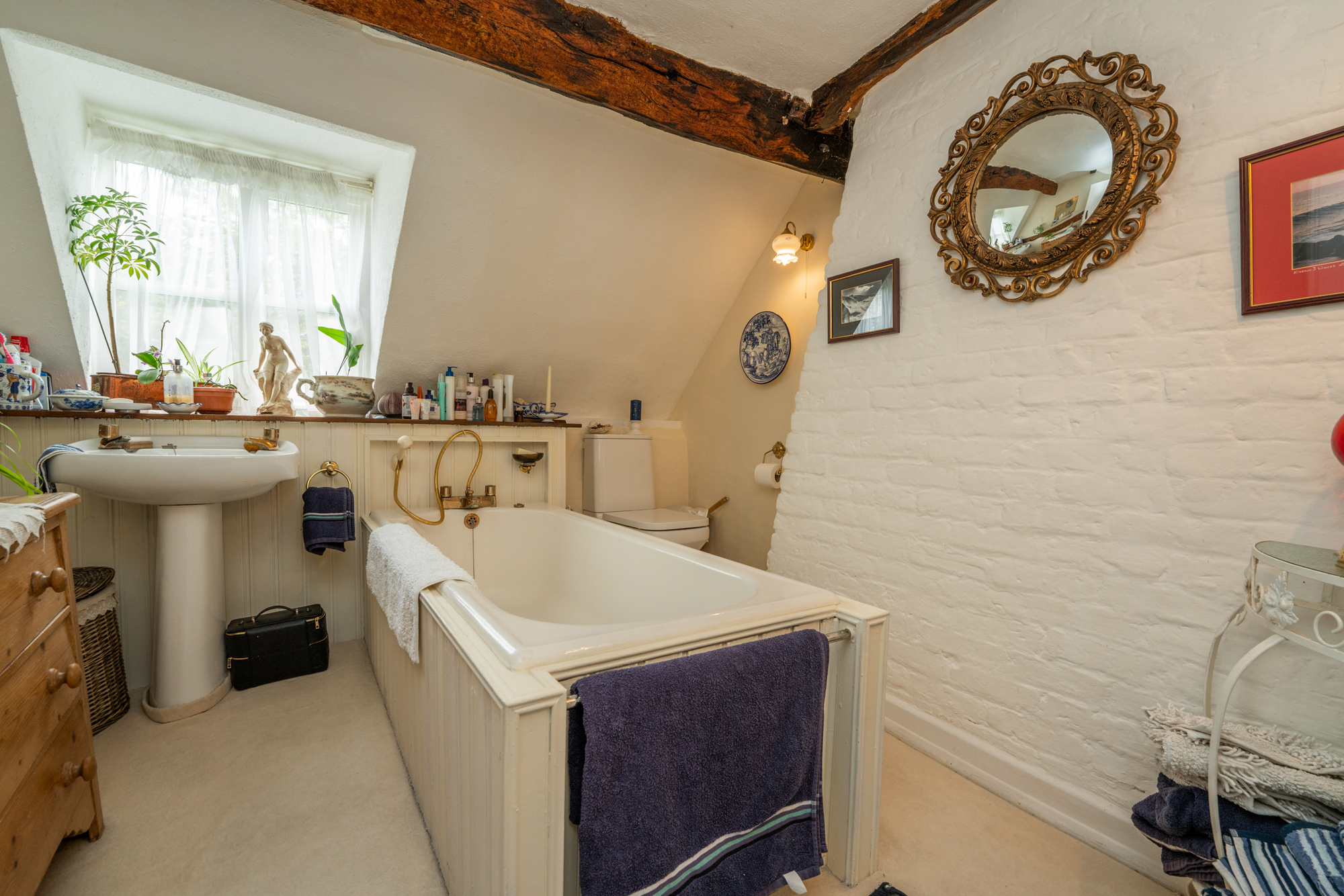 L811752-TEWKESBURY-15