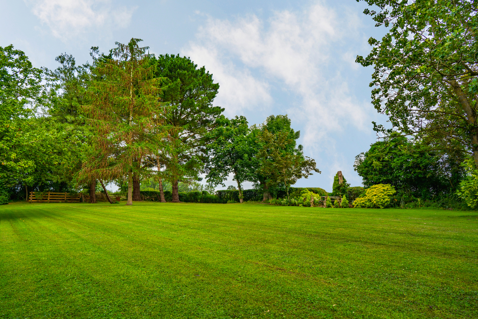 L811752-TEWKESBURY-17